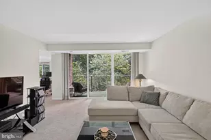 1427 Northgate Square, Reston, VA 20190 - Photo 4