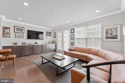 14803 Retreat Boulevard, Chantilly, VA 20151 - Photo 10
