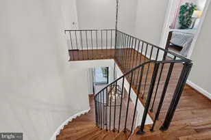 8449 Lakinhurst Ln, Springfield, VA 22152 - Photo 34