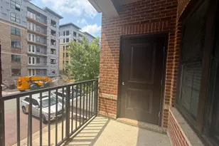 2907 Bleeker St, Fairfax, VA 22031 - Photo 2