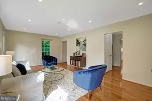 4334 Gingham Ct, Alexandria, VA 22310 - Photo 6