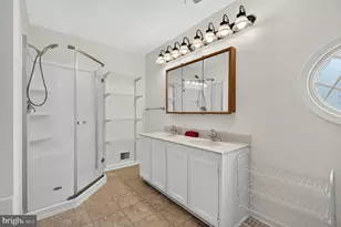 14560 Creek Branch Ct, Centreville, VA 20120 - Photo 32
