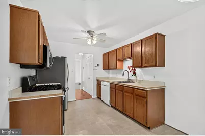14560 Creek Branch Court, Centreville, VA 20120 - Photo 14