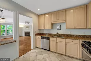 12739 Fair Crest Ct, Fairfax, VA 22033 - Photo 18