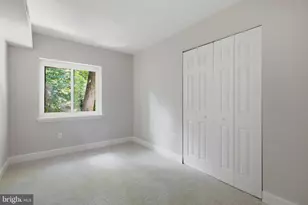 11723 Karbon Hill Ct, Reston, VA 20191 - Photo 8