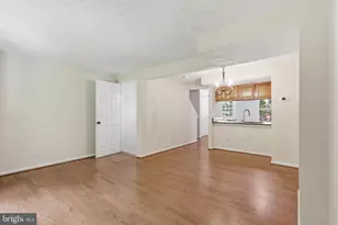 1582 Poplar Grove Dr, Reston, VA 20194 - Photo 8