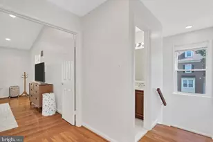 8084 Whitlers Ct, Springfield, VA 22152 - Photo 8