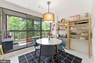11260 Chestnut Grove Square, Reston, VA 20190 - Photo 26