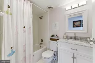 11260 Chestnut Grove Square, Reston, VA 20190 - Photo 52
