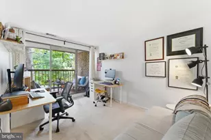11260 Chestnut Grove Square, Reston, VA 20190 - Photo 36
