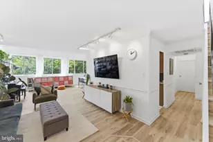 11260 Chestnut Grove Square, Reston, VA 20190 - Photo 6