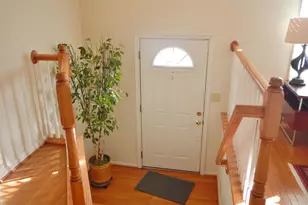 2012 Gallows Tree Ct, Vienna, VA 22182 - Photo 2