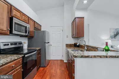 7033 Lafayette Drive #55, Annandale, VA 22003 - Photo 6