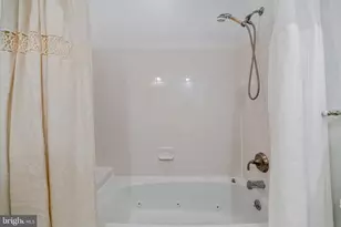 7703 Lafayette Dr, Annandale, VA 22003 - Photo 12