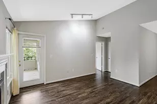 12005 Taliesin Pl, Reston, VA 20190 - Photo 6