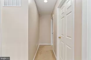 8945 Wynnefield Ct, Lorton, VA 22079 - Photo 50