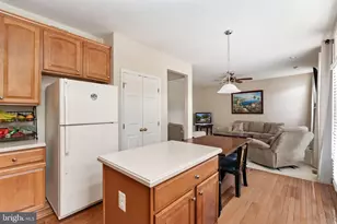 8945 Wynnefield Ct, Lorton, VA 22079 - Photo 32