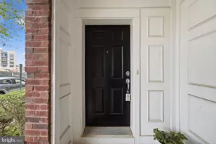 2939 Finsbury Pl, Fairfax, VA 22031 - Photo 14