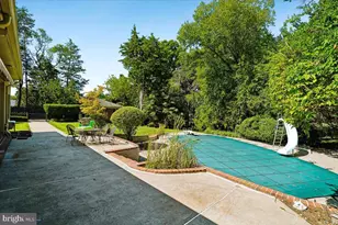 8106 W Boulevard Dr, Alexandria, VA 22308 - Photo 28