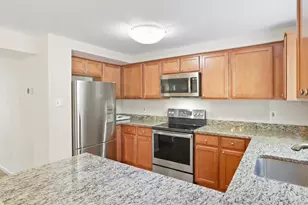 6502 Coachleigh Way, Alexandria, VA 22315 - Photo 10