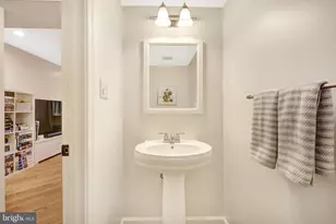 2184 Glencourse Ln, Reston, VA 20191 - Photo 28