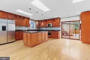 6138 Beachway Dr, Falls Church, VA 22041 - Photo 16