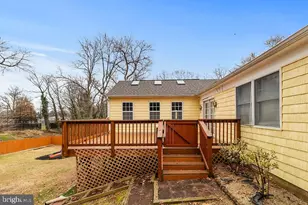 6138 Beachway Dr, Falls Church, VA 22041 - Photo 40