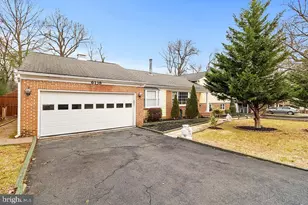 6138 Beachway Dr, Falls Church, VA 22041 - Photo 2