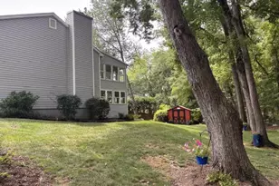 4503 Lantern Pl, Alexandria, VA 22306 - Photo 2
