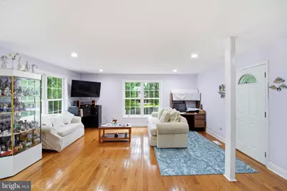 6219 Crestwood Drive, Alexandria, VA 22312 - Photo 6