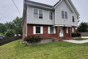 6219 Crestwood Dr, Alexandria, VA 22312 - Photo 2