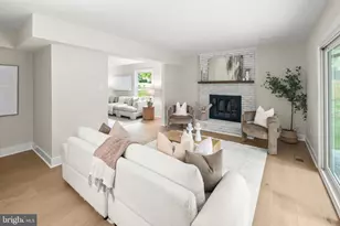 9137 Rockefeller Ln, Springfield, VA 22153 - Photo 12