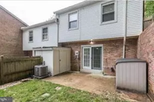 7740 Tiverton Dr, Springfield, VA 22152 - Photo 2