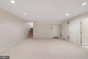 13280 Maple Creek Ln, Centreville, VA 20120 - Photo 52