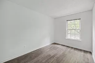 12102 Green Leaf Ct, Fairfax, VA 22033 - Photo 20