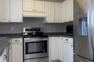 14533 Ravenscar Ct, Centreville, VA 20121 - Photo 4