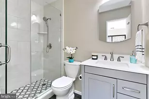 2680 Glengyle Dr, Vienna, VA 22181 - Photo 14