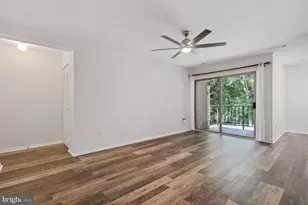 3326 Woodburn Village Dr, Annandale, VA 22003 - Photo 6