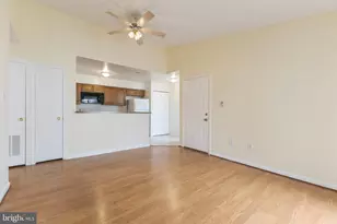 8633 Beekman Pl, Alexandria, VA 22309 - Photo 2