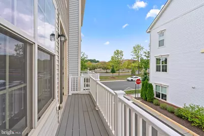 5284 Ridgeview Retreat Drive, Chantilly, VA 20151 - Photo 12