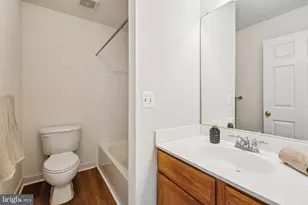 8028 Samuel Wallis St, Lorton, VA 22079 - Photo 14