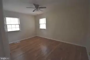 4401 Braeburn Dr, Fairfax, VA 22032 - Photo 10