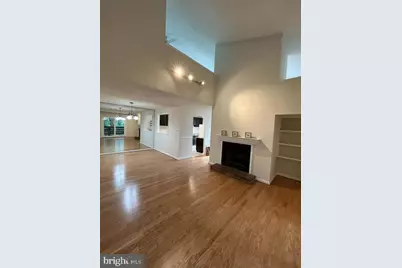 10018 Oakton Terrace Road #10018, Oakton, VA 22124 - Photo 10