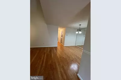 10018 Oakton Terrace Road #10018, Oakton, VA 22124 - Photo 12