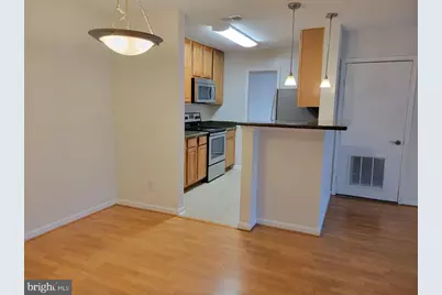 3178 Summit Square Drive #3-B12, Oakton, VA 22124 - Photo 8