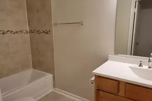 3178 Summit Square Dr, Oakton, VA 22124 - Photo 24