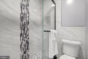 4356 Greenberry Ln, Annandale, VA 22003 - Photo 14