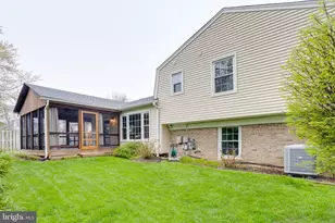 9307 Shari Dr, Fairfax, VA 22032 - Photo 38