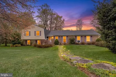 9307 Shari Drive, Fairfax, VA 22032 - Photo 2
