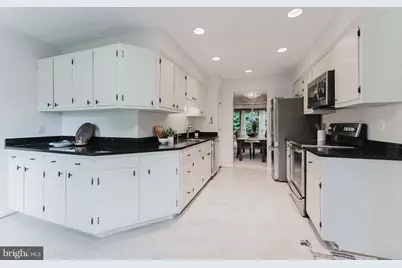 9307 Shari Drive, Fairfax, VA 22032 - Photo 12